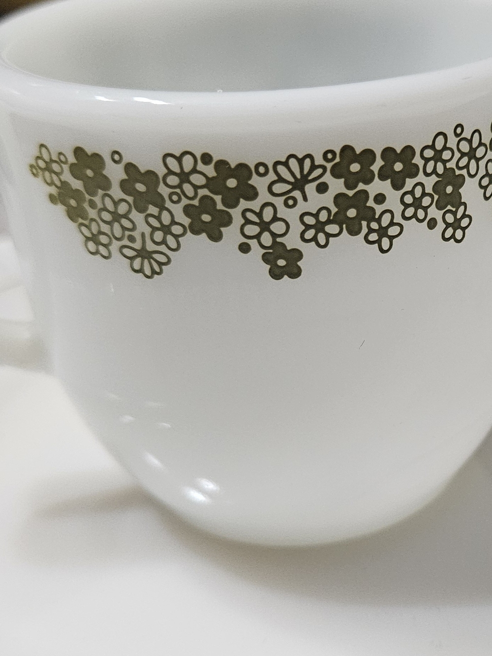 Pyrex Spring Blossom Creamer - Picture 3 of 3